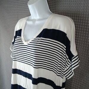 Cabi Striped V-Neck Tee Small Navy White Short Sleeve Stretch Rayon Top